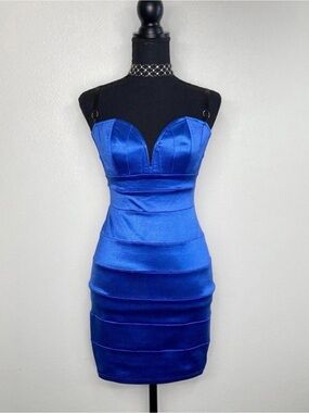 Mark Wong Narc Royal Blue Sweetheart Neckline Mini Bandage Dress